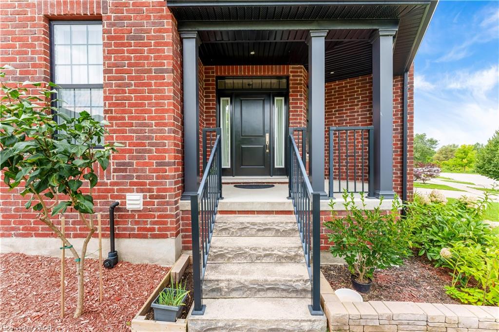 14 Marianne Dorn Trail, Kitchener ON N2R 0H4