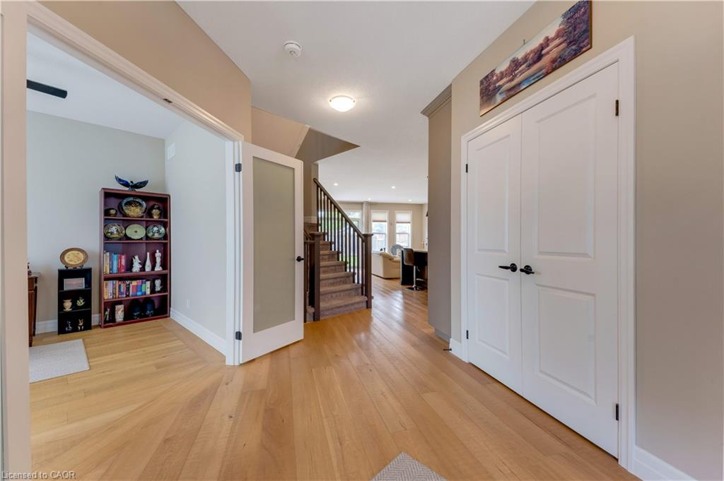 14 Marianne Dorn Trail, Kitchener ON N2R 0H4