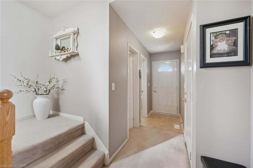240 Hilltop Drive, Ayr ON N0B 1E0