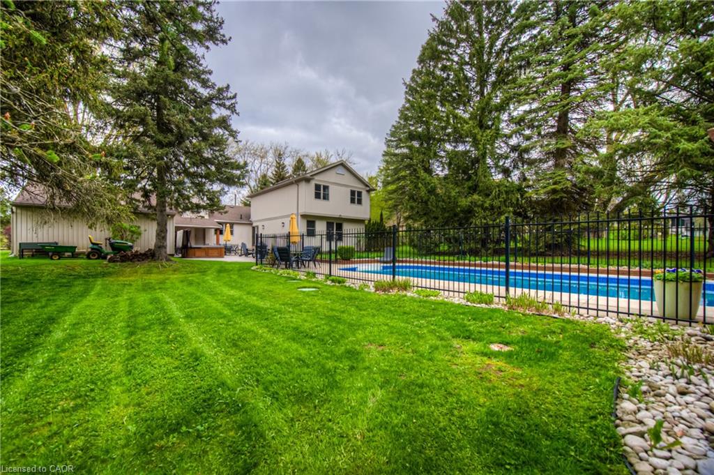 145 Riverbank Drive, Cambridge ON N3H 4R6