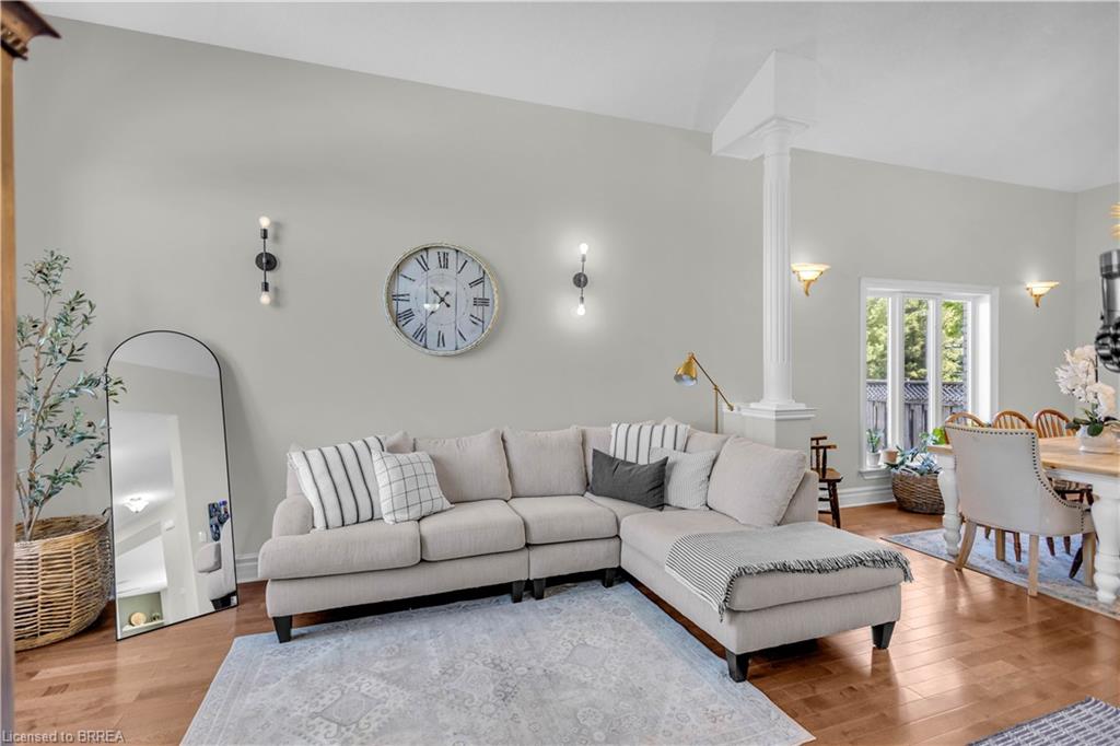 30 Farrow Road, Brantford ON N3T 5L7