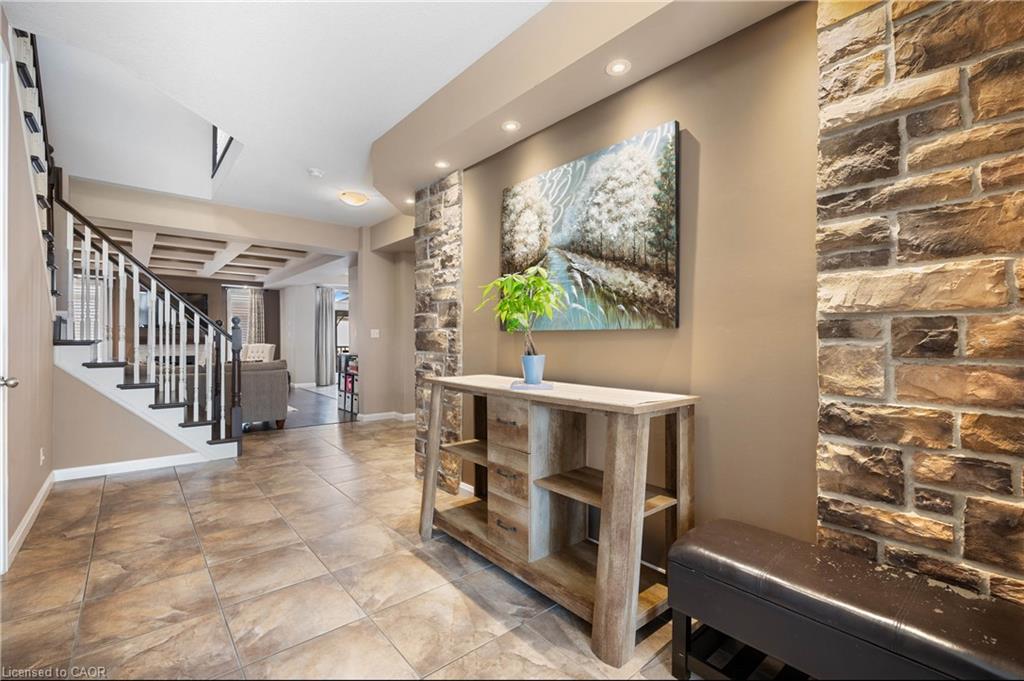 299 Moorlands Crescent, Kitchener ON N2P 0C4