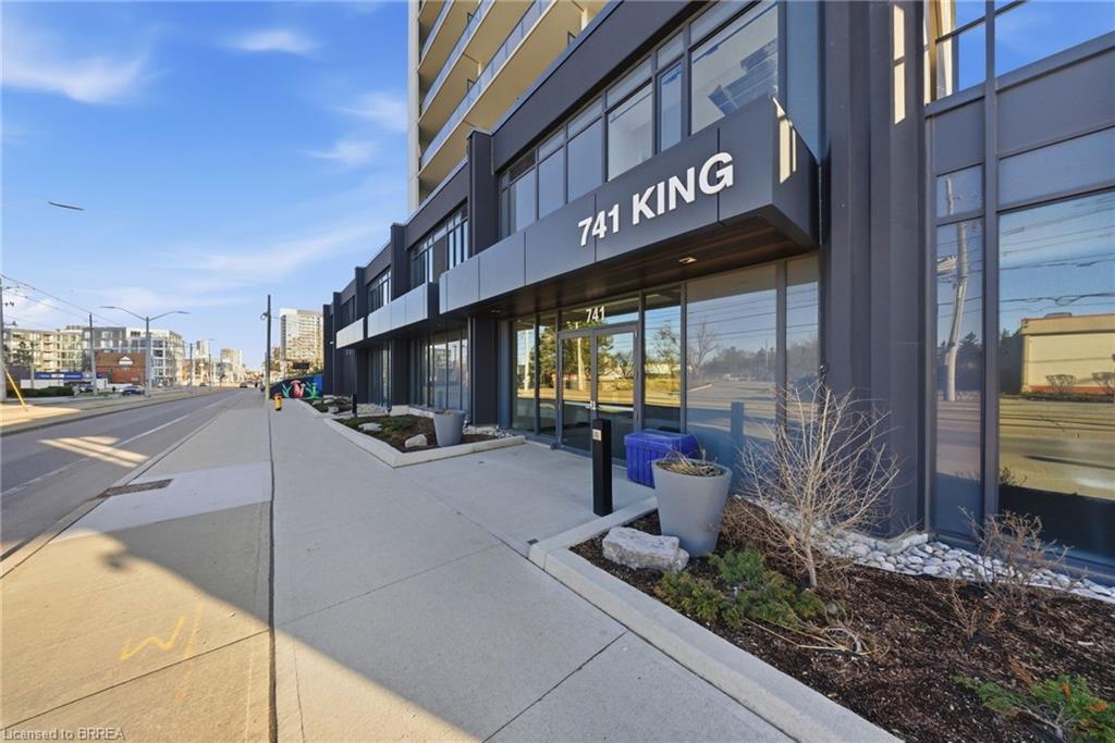 107-741 King Street W, Kitchener ON N2G 1E5