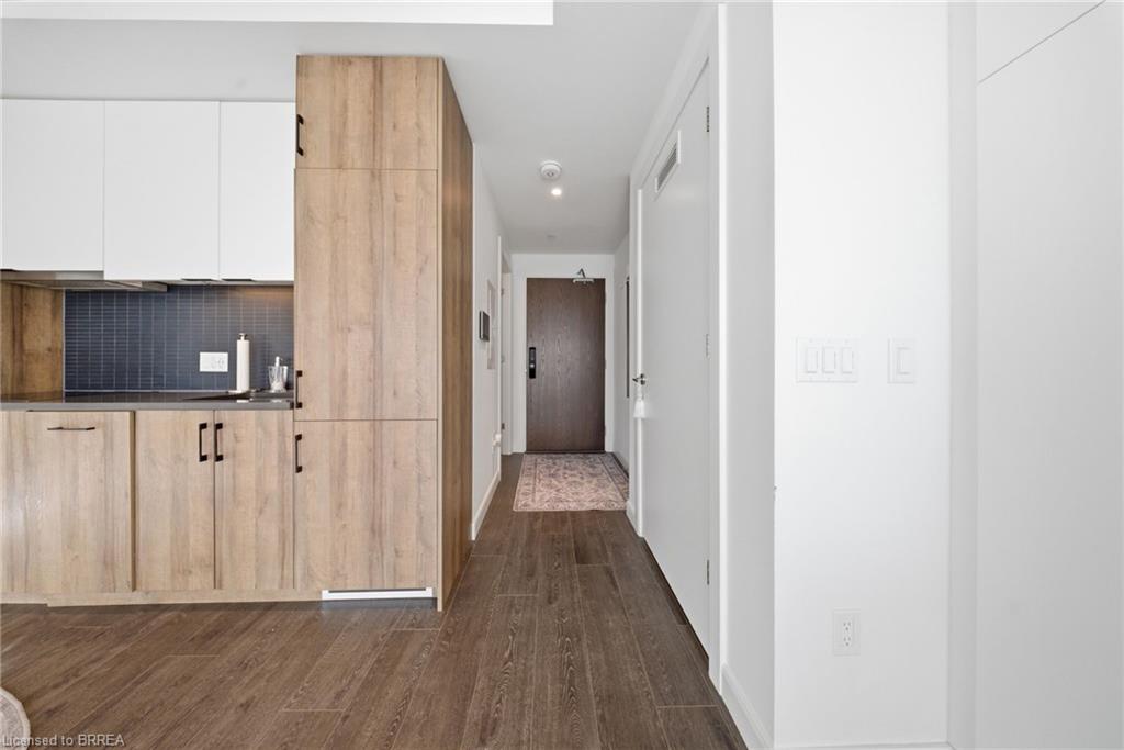 107-741 King Street W, Kitchener ON N2G 1E5