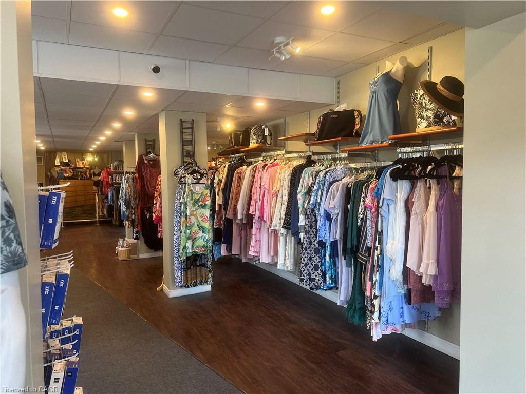 745 King Street E, Kitchener ON N2G 2M4