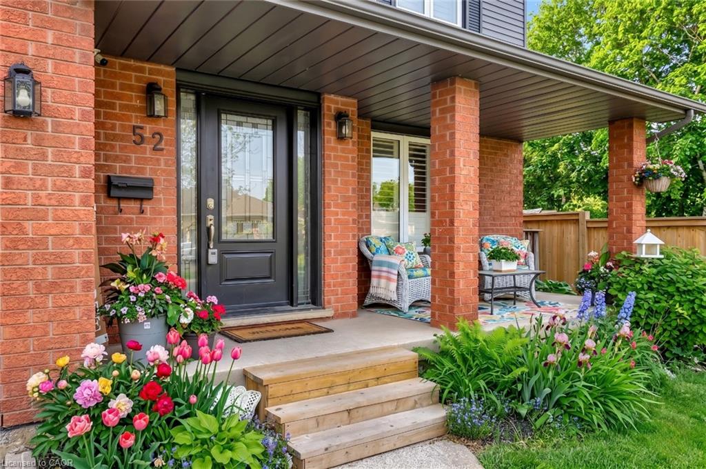 52 Beckett Drive, Brantford ON N3T 6G2