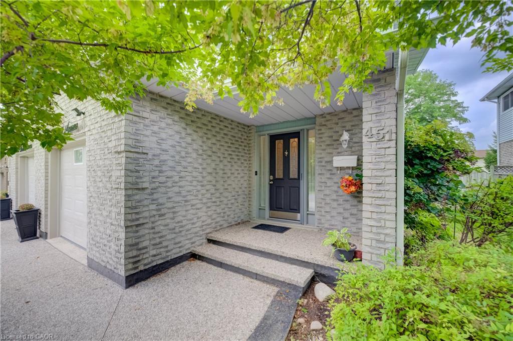 451 Burnett Avenue, Cambridge ON N1T 1L3