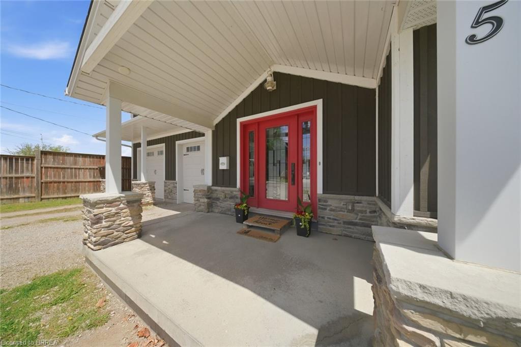 5 Echo Villa Avenue, Brantford ON N3S 6X8