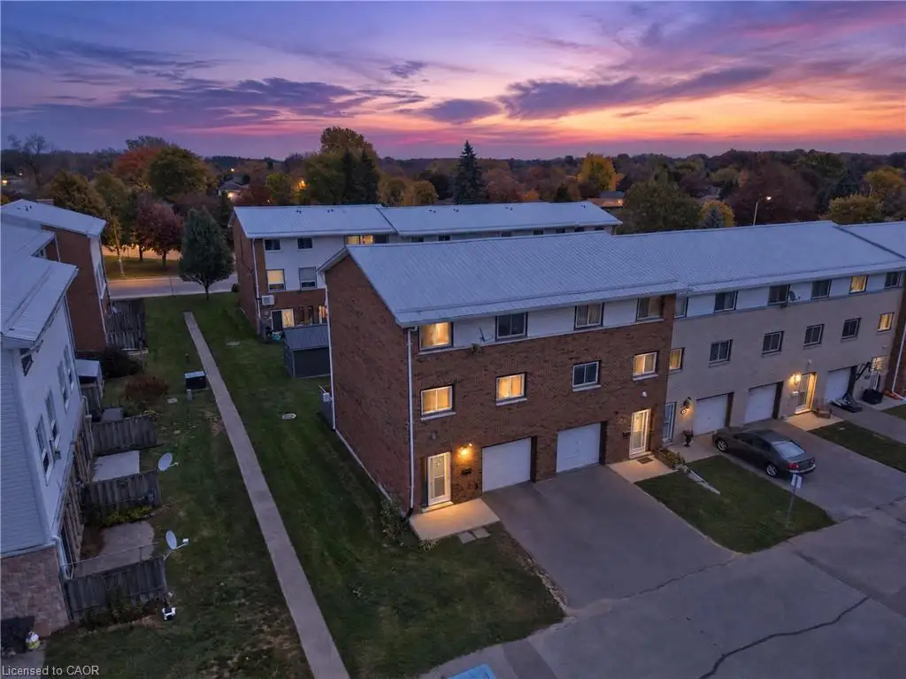 35-129 Concession Street E, Tillsonburg ON N4G 4N4