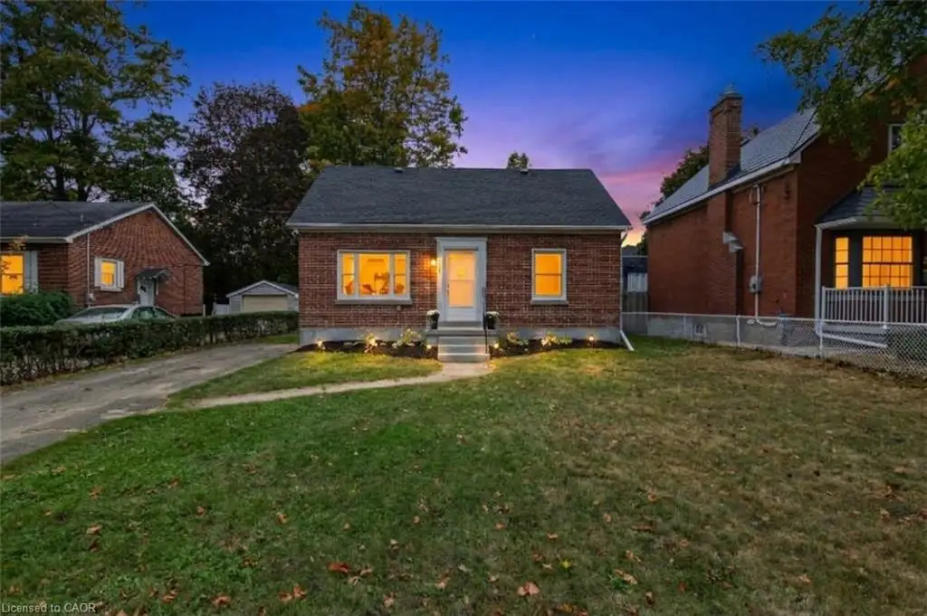 223 Margaret Avenue, Kitchener ON N2H 4J1