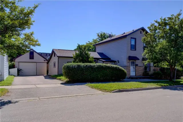 169 George Street, Brantford ON N3T 2Z2