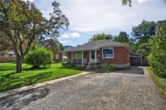 273 Albert Street, Waterloo ON N2L 3T7