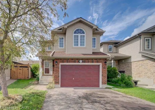 1064 Copper Leaf Crescent, Kitchener ON N2E 3W4