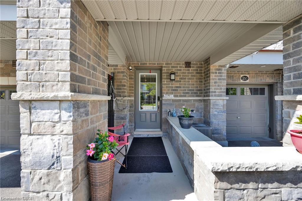 2C-115 South Creek Drive, Kitchener ON N2P 0H2