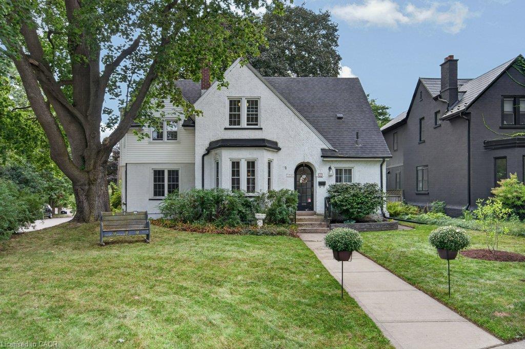 32 Lincoln Avenue, Brantford ON N3T 4S7