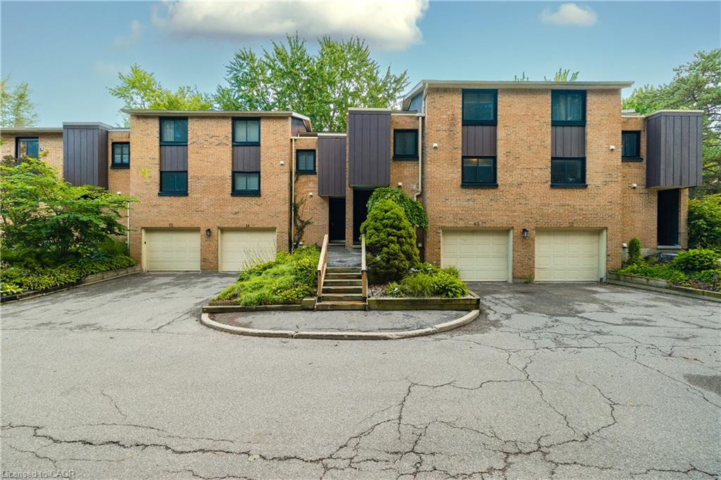 13-220 Salisbury Avenue, Cambridge ON N1S 1K5