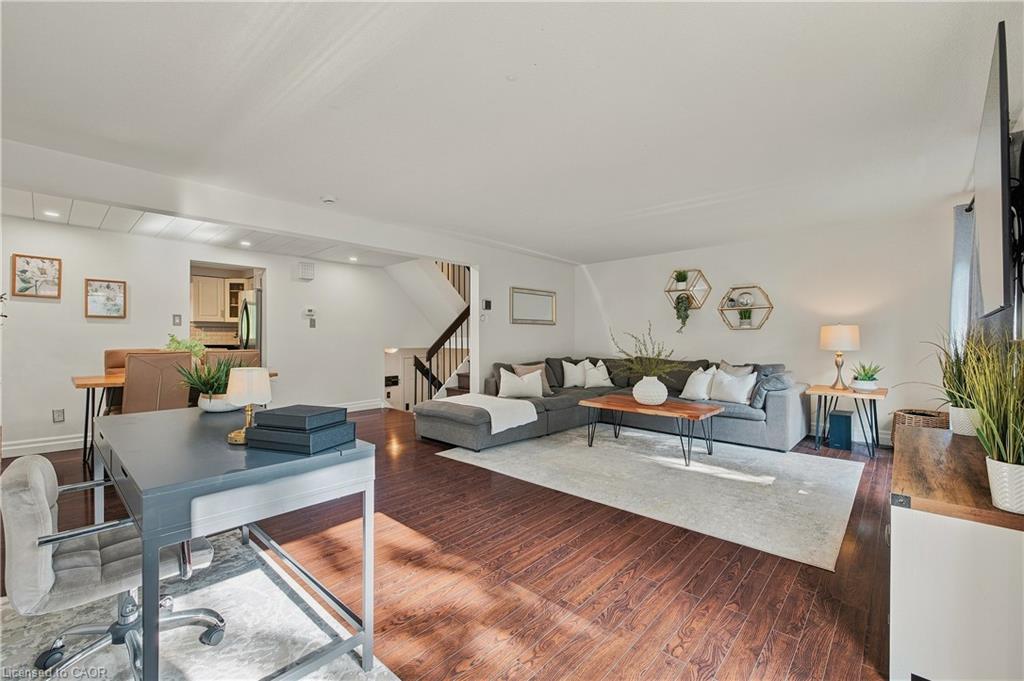 13-220 Salisbury Avenue, Cambridge ON N1S 1K5