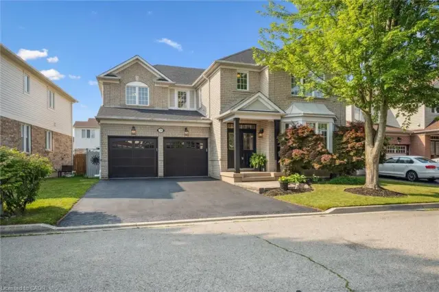 79 Zieman Crescent, Cambridge ON N1T 2H5