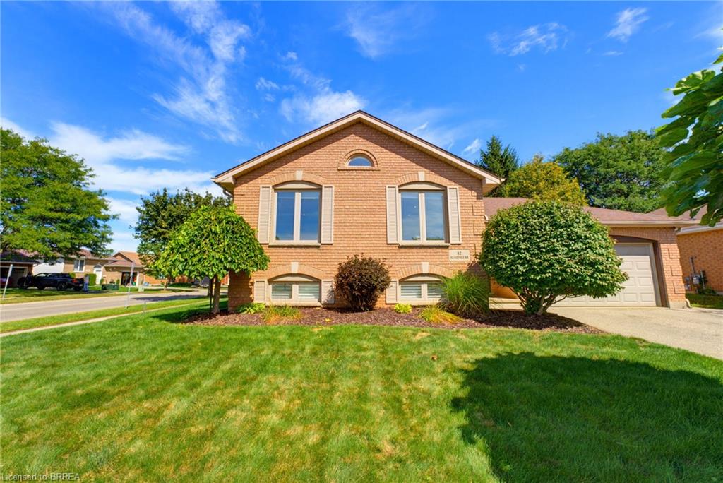 82 Olivetree Road, Brantford ON N3R 7W6