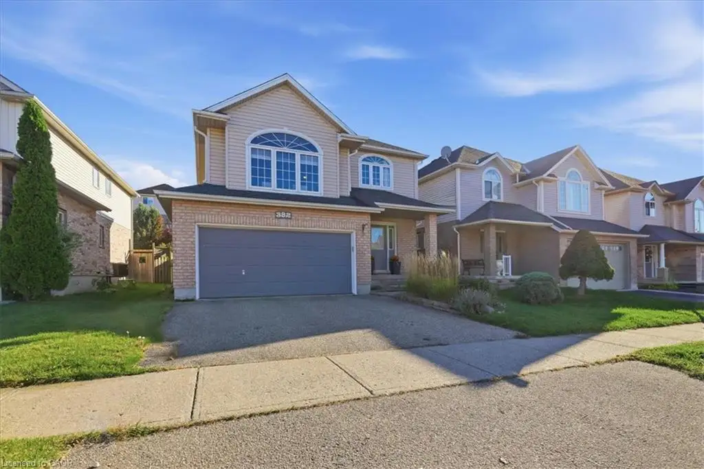 382 Mountain Laurel Crescent, Kitchener ON N2E 4B4