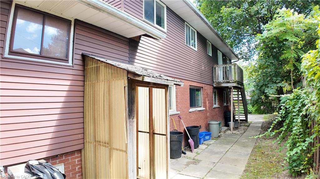 379 Holly Street, Waterloo ON N2L 4G5