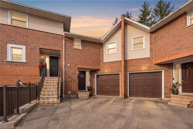 12-465 Beechwood Place, Waterloo ON N2T 2N8