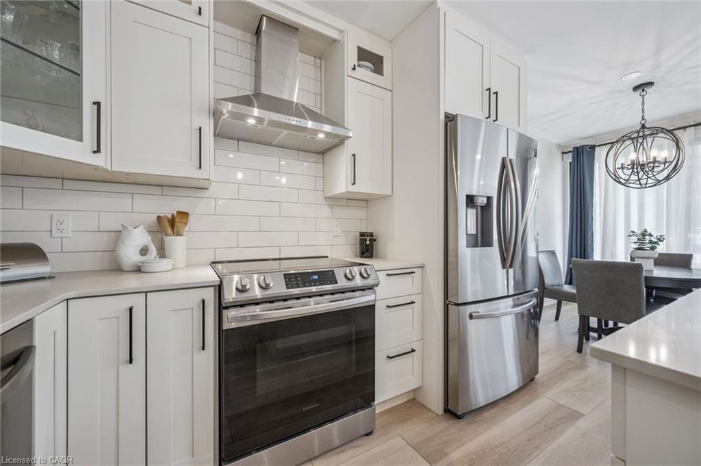 101-688 Preston Parkway, Cambridge ON N3H 5K6