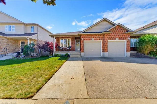 195 Brenneman Drive, Baden ON N3A 4N2