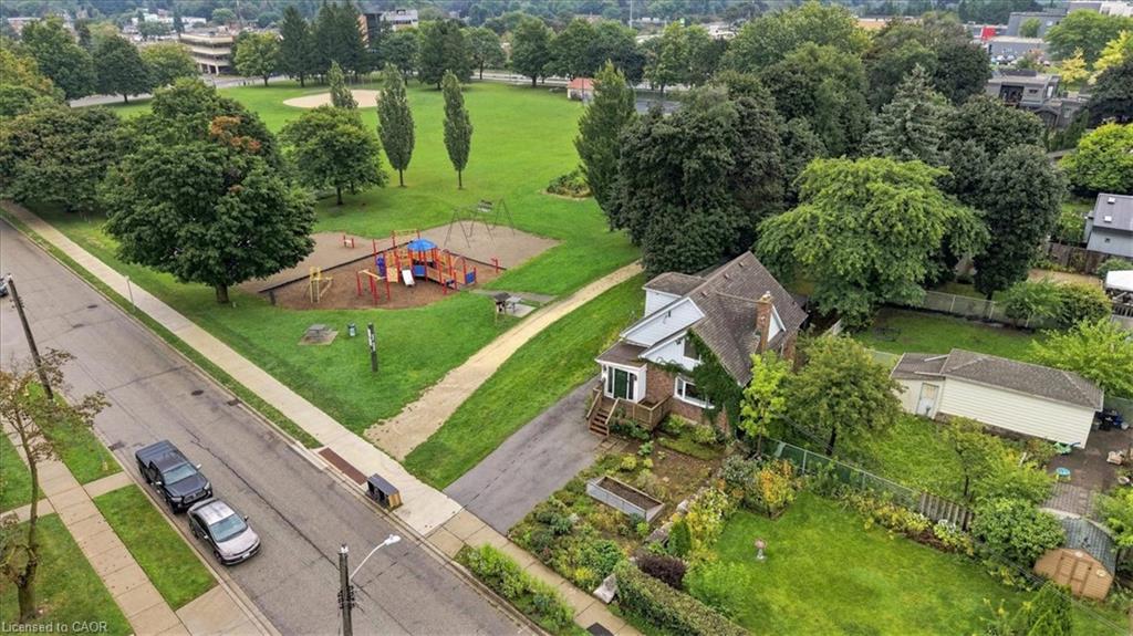 233 Mansion Street, Kitchener ON N2H 2K5