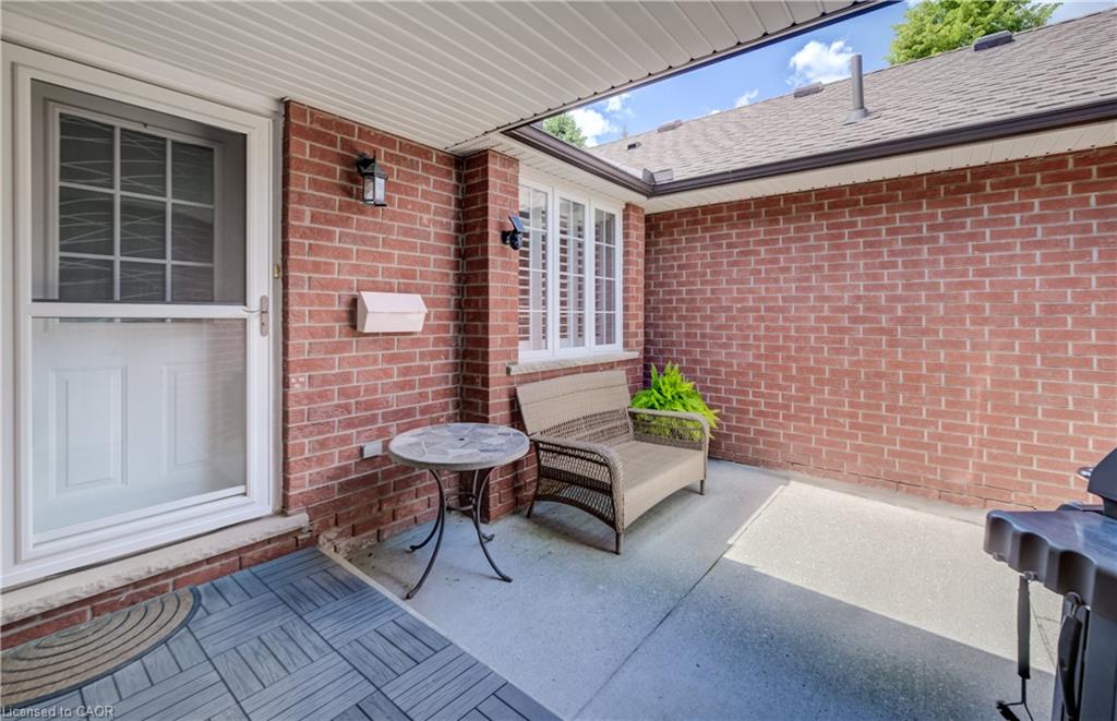 18-10 Isherwood Avenue, Cambridge ON N1R 8L5