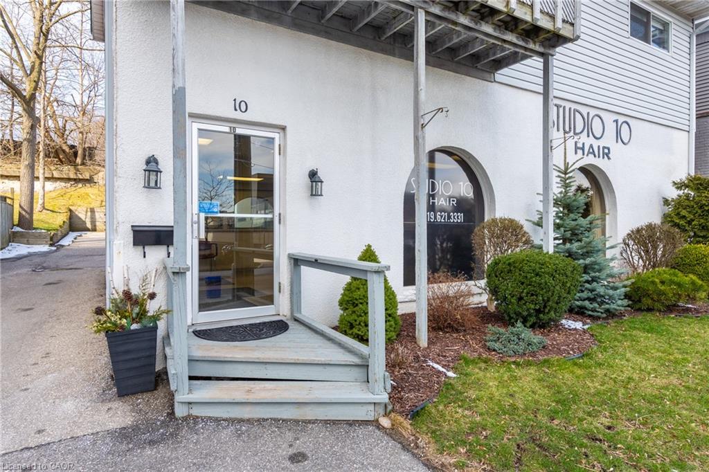 10 Glebe Street, Cambridge ON N1S 2P1