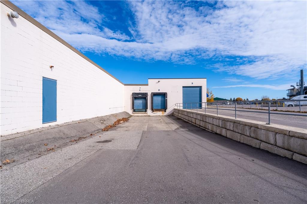 36 Easton Road, Brantford ON N3P 1J5