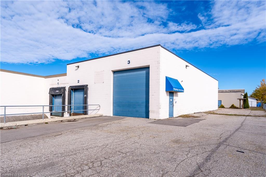 36 Easton Road, Brantford ON N3P 1J5