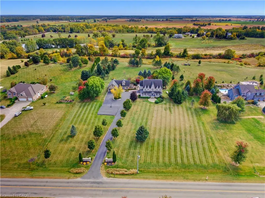 247 Old Onondaga Road E, Brantford ON N3T 5L4