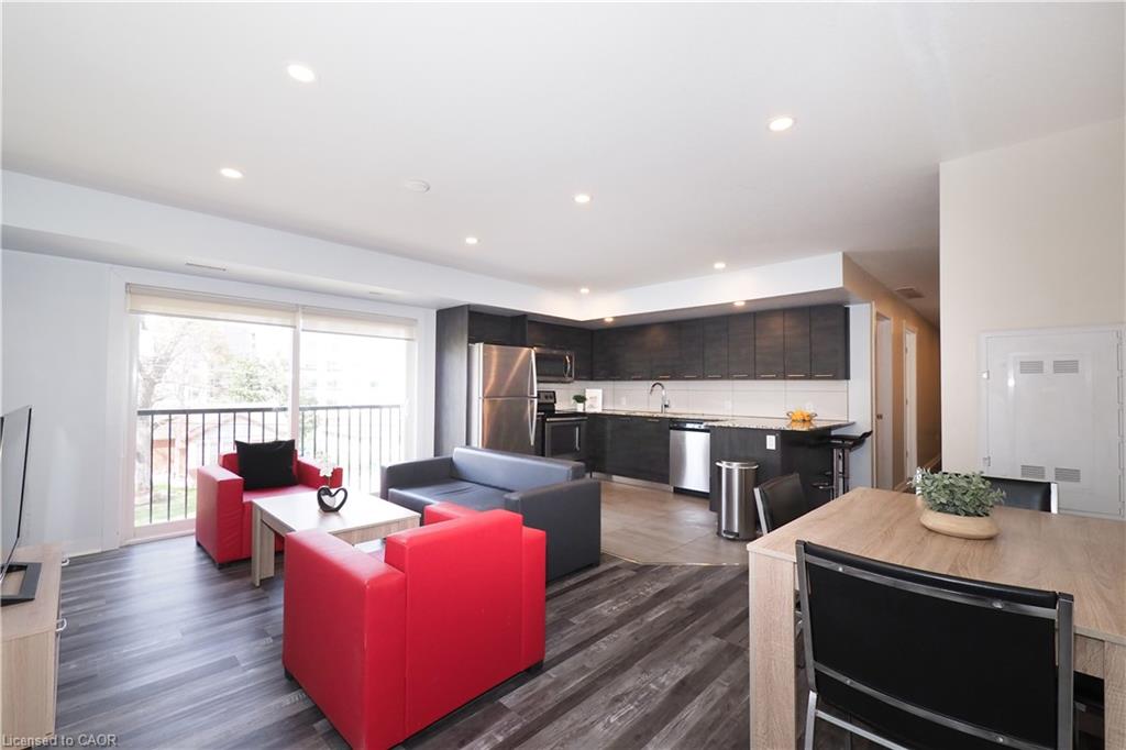 208-288 Albert Street, Waterloo ON N2L 0G9