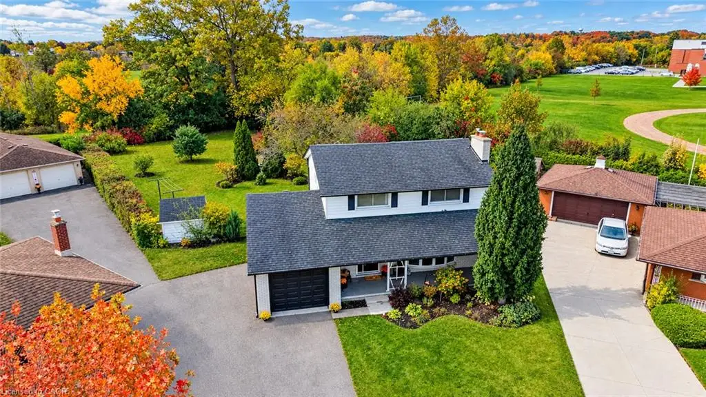 105 Dorset Road, Cambridge ON N1R 2X1