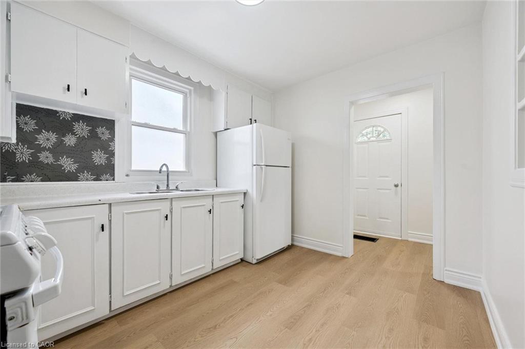 65 Stevenson Street N, Guelph ON N1E 5A6