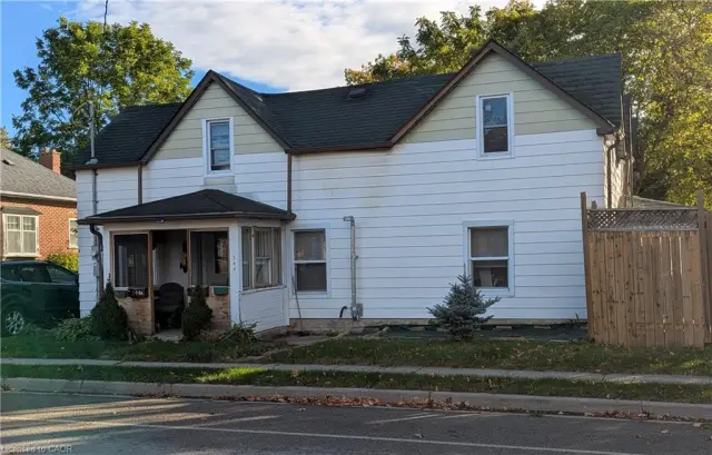 344 Garden Street, Cambridge ON N3H 4C9