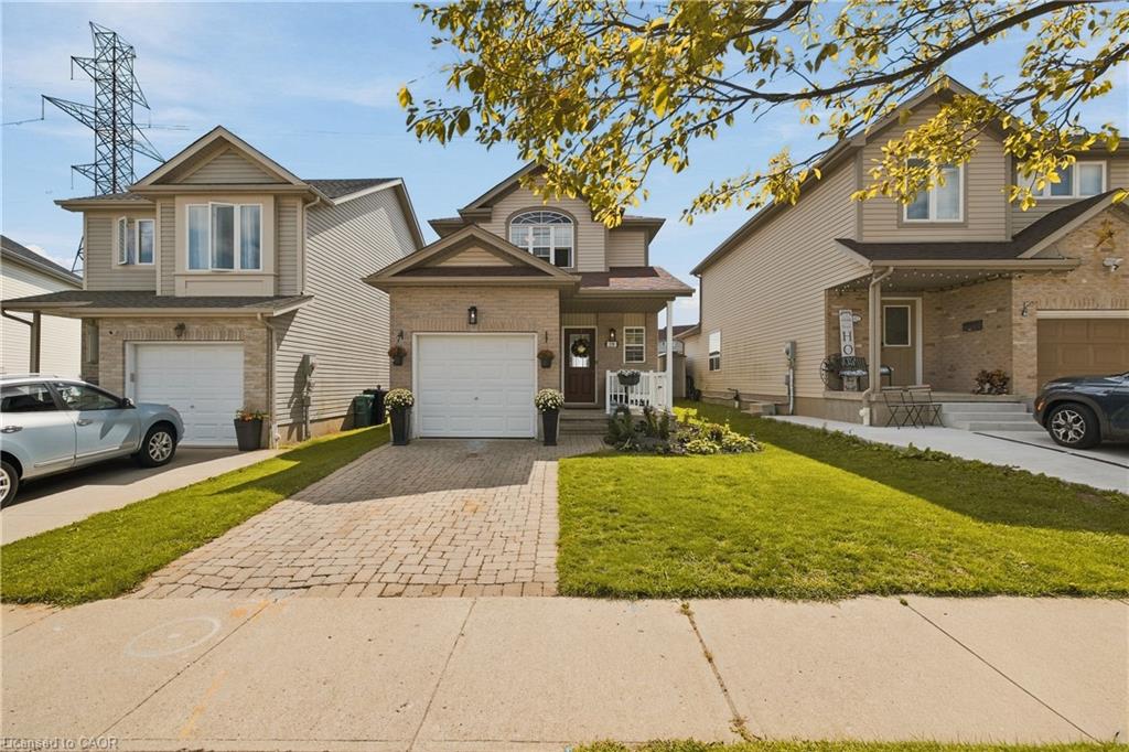 116 Henhoeffer Crescent, Kitchener ON N2E 4H3