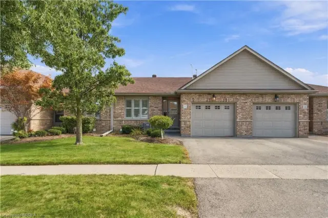 25-9 Schertzberg Lane, Brantford ON N3T 0C1