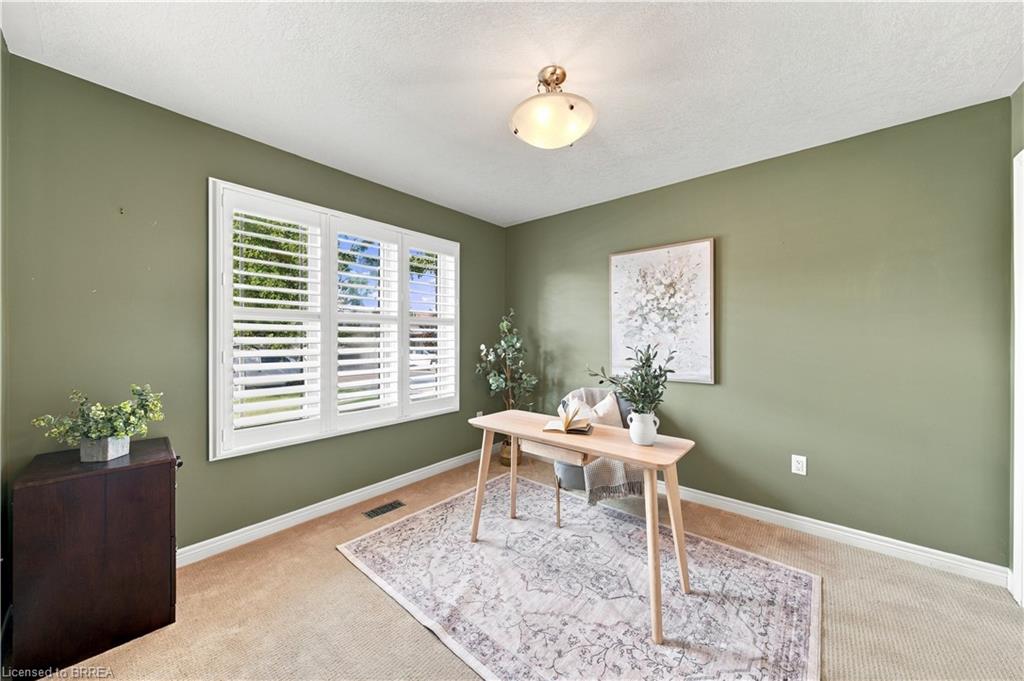 25-9 Schertzberg Lane, Brantford ON N3T 0C1