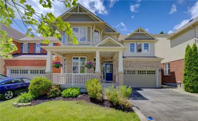 184 Fletcher Circle, Cambridge ON N3C 0B5