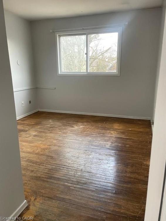 74 William Street W, Waterloo ON N2L 1J7