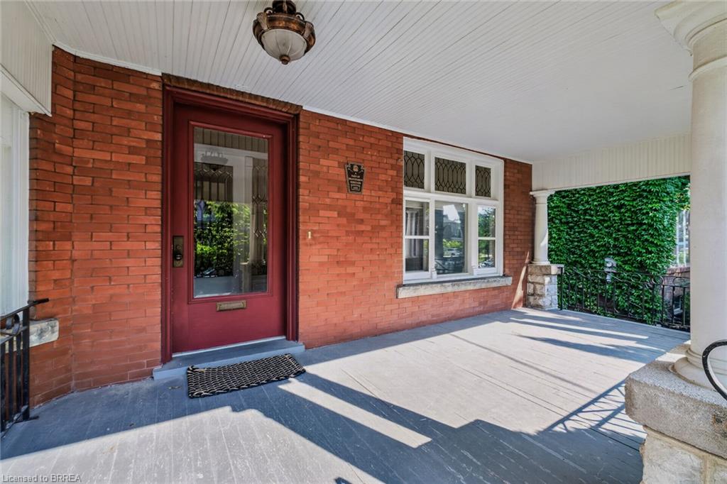 58 Lorne Crescent, Brantford ON N3T 4L7