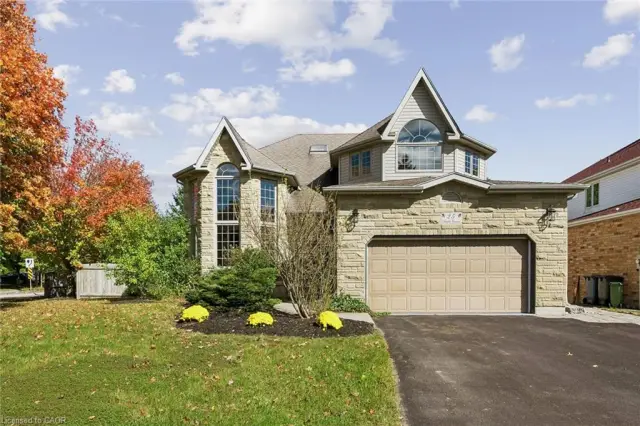 25 Amalia Crescent, Guelph ON N1L 1L2