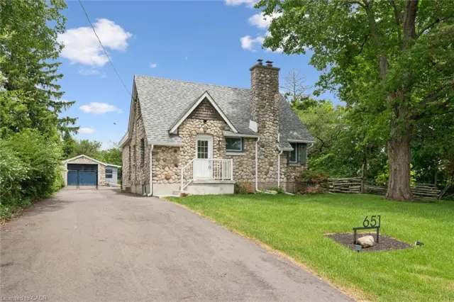 651 Dundas Street S, Cambridge ON N1R 5S2