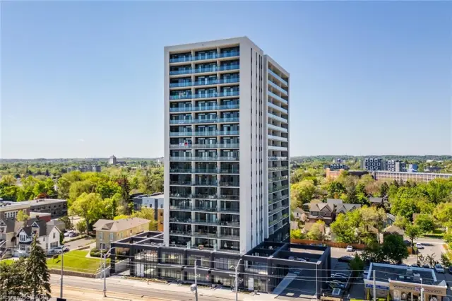 306-741 King Street W, Kitchener ON N2G 0E9