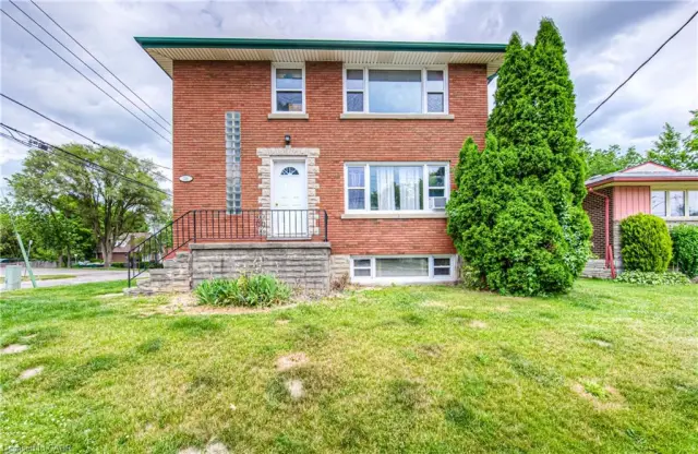 218 Margaret Avenue, Kitchener ON N2H 4J2
