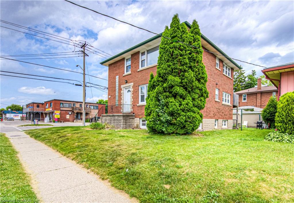218 Margaret Avenue, Kitchener ON N2H 4J2