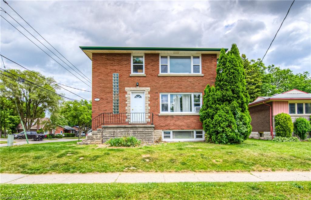 218 Margaret Avenue, Kitchener ON N2H 4J2